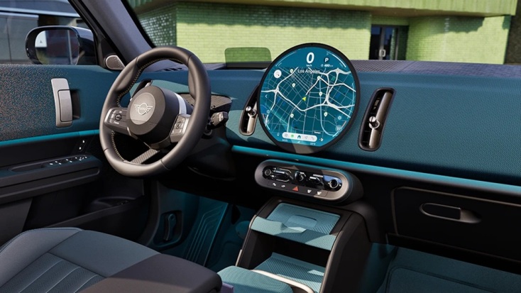 Στο επιβλητικό Πέρασμα του Μπάρου με το Mini Countryman C 