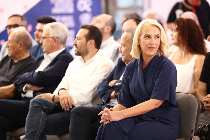 Αντιπολίτευση: Άνθρακες η ΔΕΘ, τώρα τι κάνουμε; 