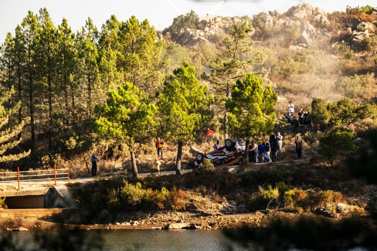 WRC: Ο Έλφιν Έβανς κερδίζει για πρώτη φορά το πρωτάθλημα οδηγών