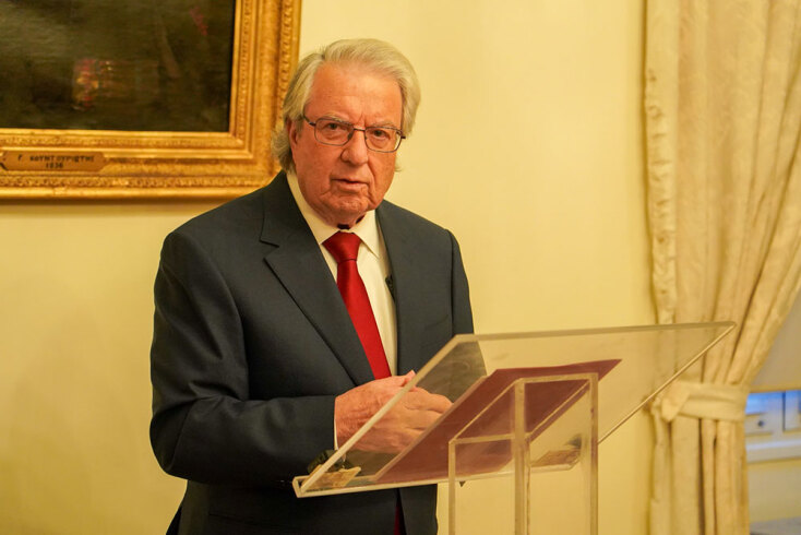 Ο Πρόεδρος της Φιλεκπαιδευτικής Εταιρείας, Γεώργιος Μπαμπινιώτης