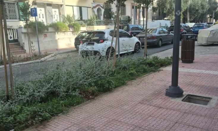 Εξαφανίστηκαν τα καπάκια από φρεάτια της οδού Κλεισόβης στον Πειραιά