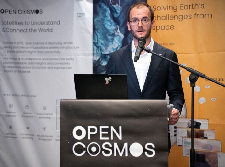Open Cosmos: «Σε τρία χρόνια θα κατασκευάζουμε έναν δορυφόρο την ημέρα στην Ελλάδα»