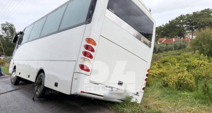 Λεωφορείο στην Κρήτη κατέληξε στο πρανές