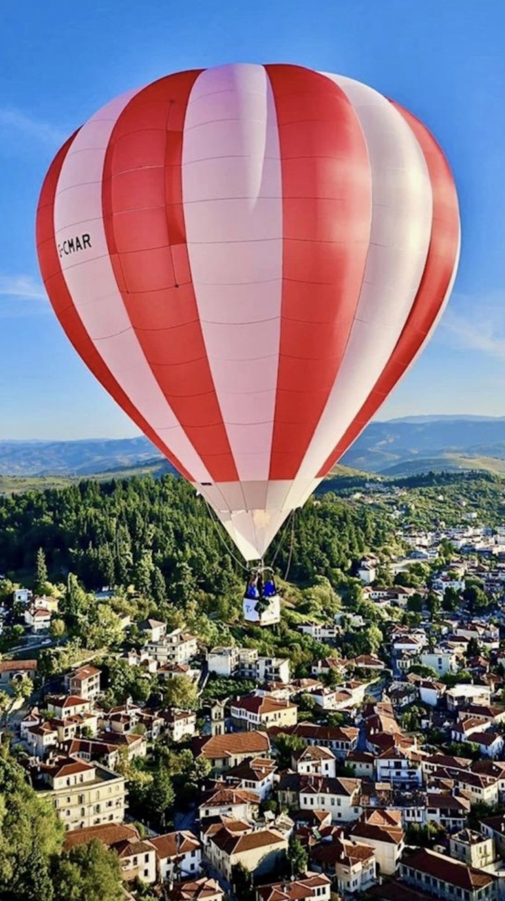 Thessaly Ballon Festival: Μια πανδαισία χρωμάτων στον ουρανό