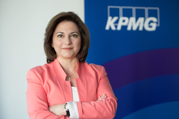 katerina-polyzoi