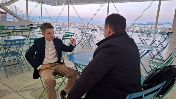Βίκτωρας Γιαννικόπουλος: Φρένο στην τεχνητή νοημοσύνη