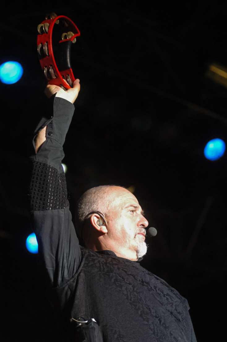 Η συναυλία του Peter Gabriel στην Αθήνα, τον Ιούνιο του 2004, στο Rockwave Festival, μέσα από σπάνιες φωτογραφίες του Χρήστου Κισατζεκιάν.