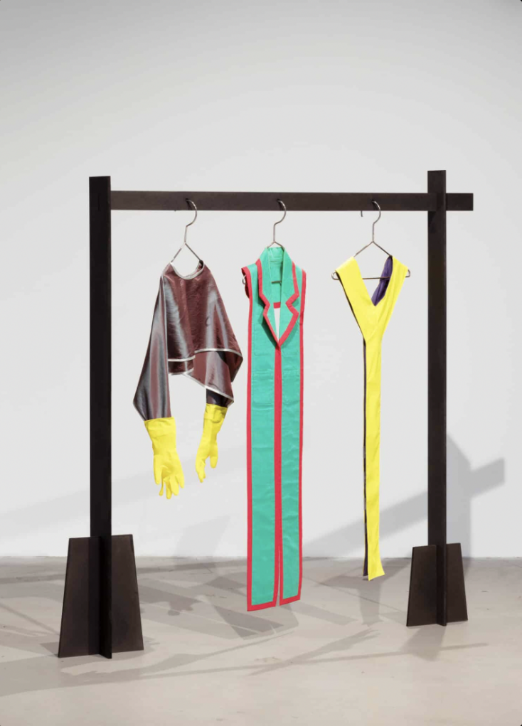 Άποψη εγκατάστασης με τα έργα Shawl for Double Shift no.1 (2016), Trading Jacket for Believers (2016), Prayers Protection (2016)