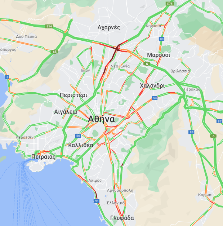 Μποτιλιάρισμα αυτήν την ώρα σε Αττική Οδό και κάθοδο της Λ. Κηφισού