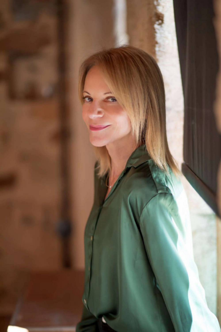 Μάρω Θεοδωράκη