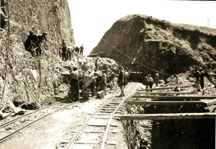 ΥΠΠΟ: Ιστορικός τόπος ο Σιδηροδρομικός Σταθμός Καρυάς Φθιώτιδας - Μαρτυρία της ναζιστικής καταναγκαστικής εργασίας και του Ολοκαυτώματος στην Ελλάδα 