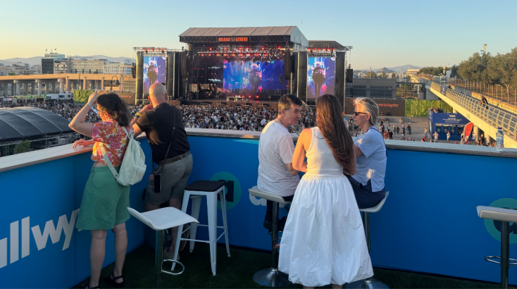 Η εμπειρία μας από τη συναυλία των Pet Shop Boys στο VIP μπαλκόνι της Allwyn 