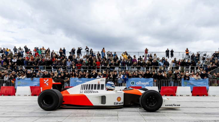 Allwyn x McLaren Racing: Όταν θρυλικοί οδηγοί και McLaren πάτησαν γκάζι στο ΟΑΚΑ