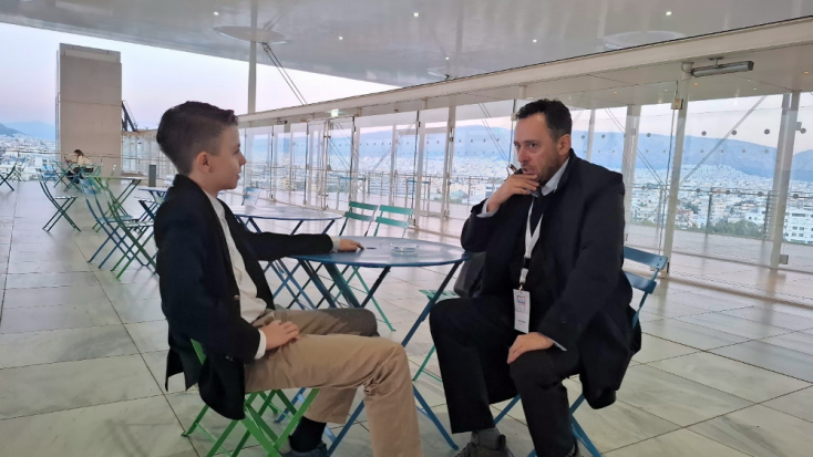 Βίκτωρας Γιαννικόπουλος: Φρένο στην τεχνητή νοημοσύνη