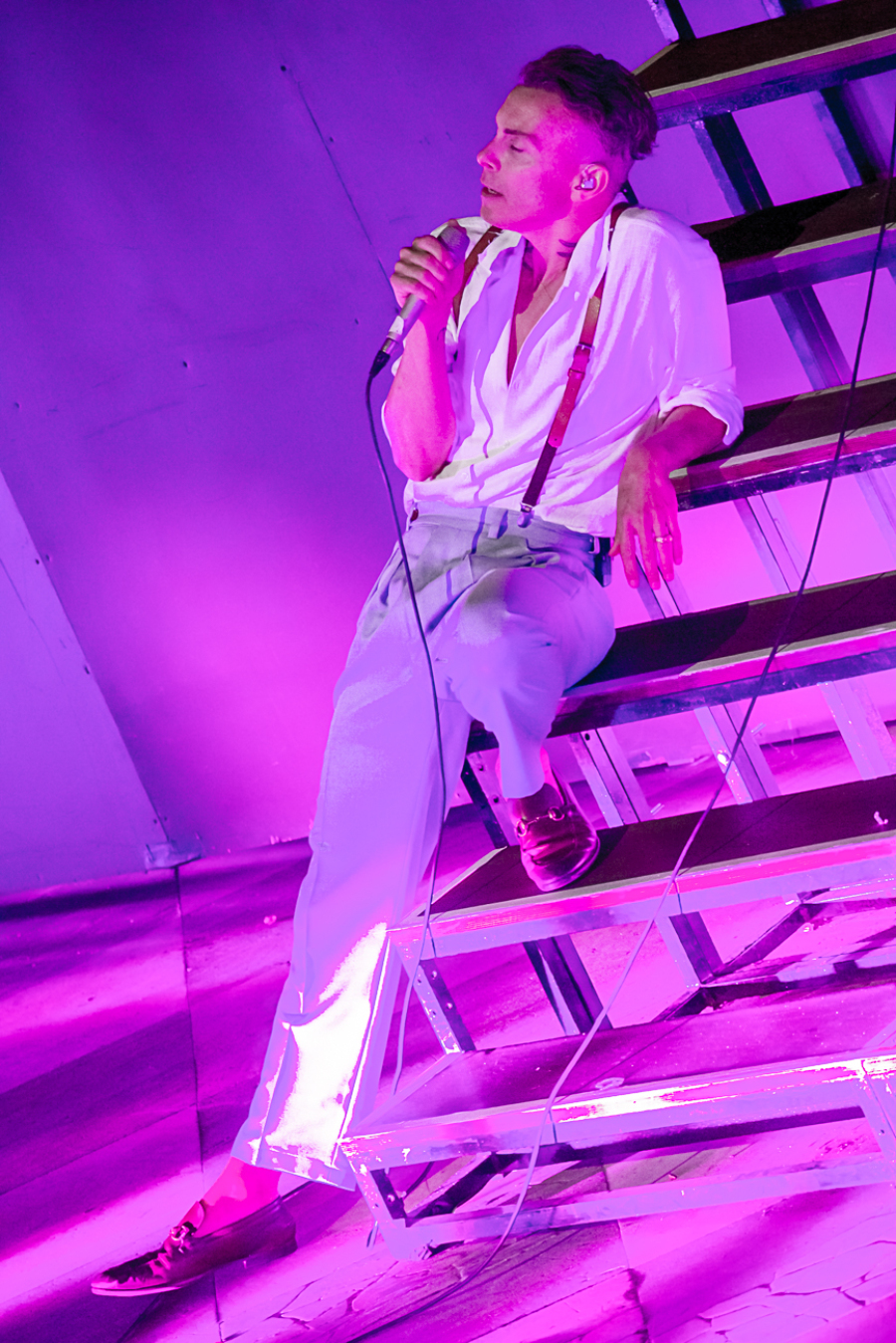 Φωτορεπορτάζ από τη συναυλία του Asaf Avidan στην Αθήνα, στο Ωδείο Ηρώδου Αττικού, την Πέμπτη 22 Σεπτεμβρίου 2022