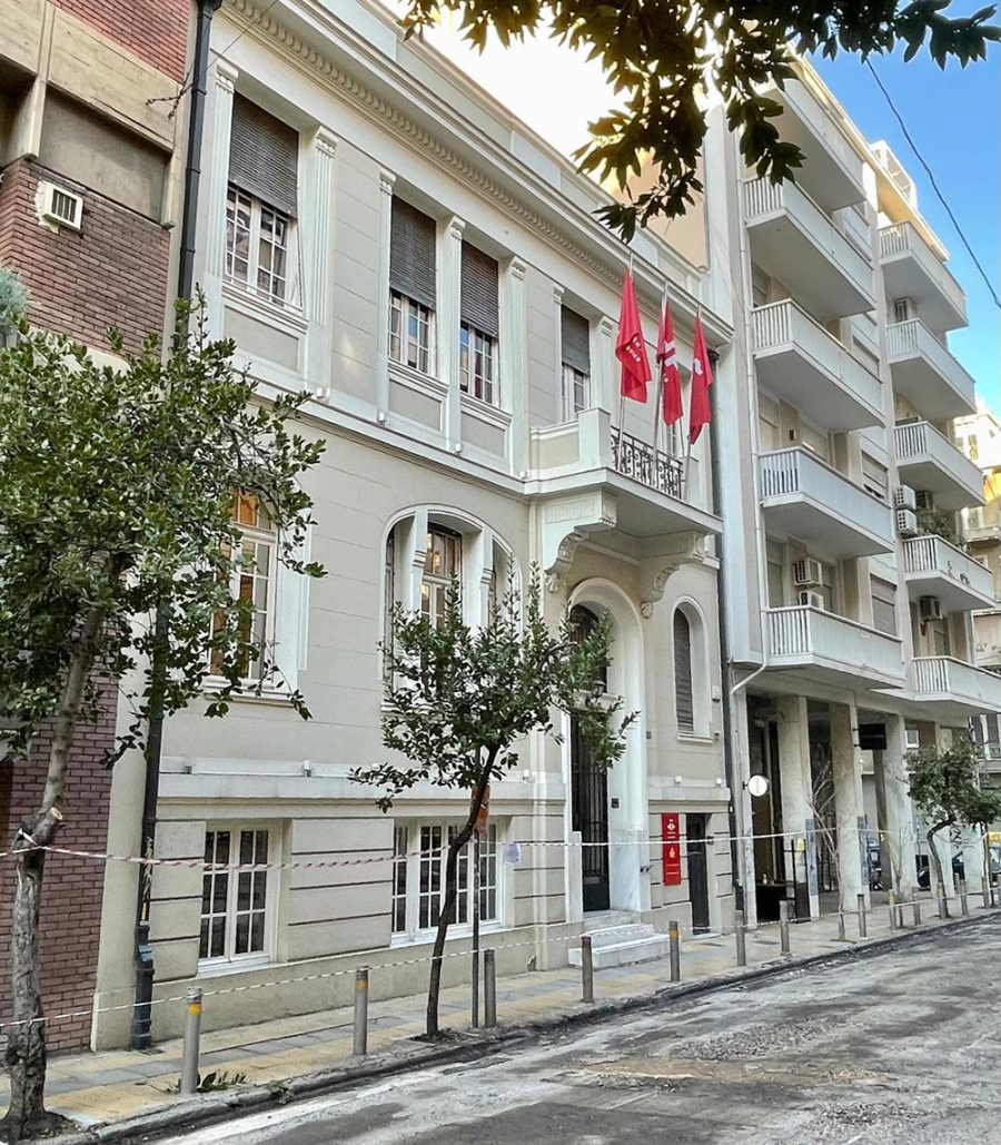 Σπάνιες εικόνες από την πολύβουη οδό Σκουφά στο Κολωνάκι