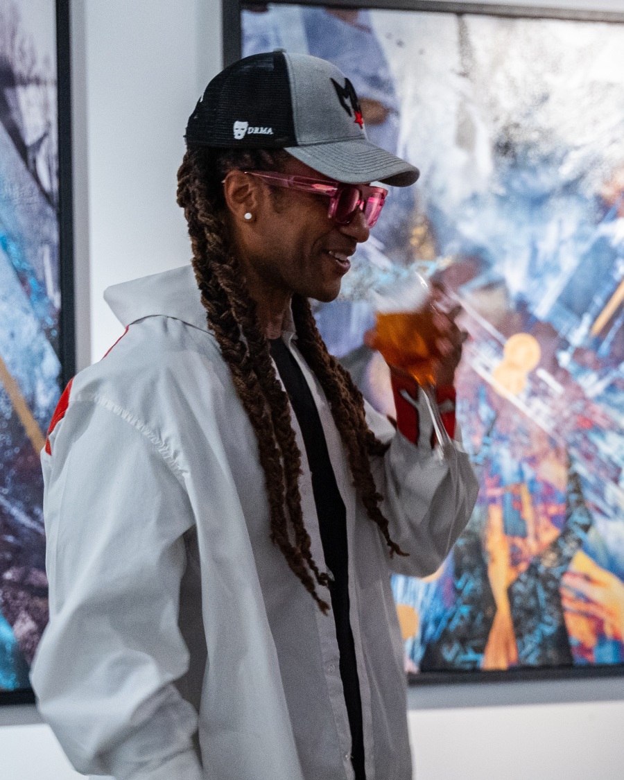 Infinite Drama Athens: 30 εικόνες από τα εγκαίνια της έκθεσης του Maxim στην Αθήνα