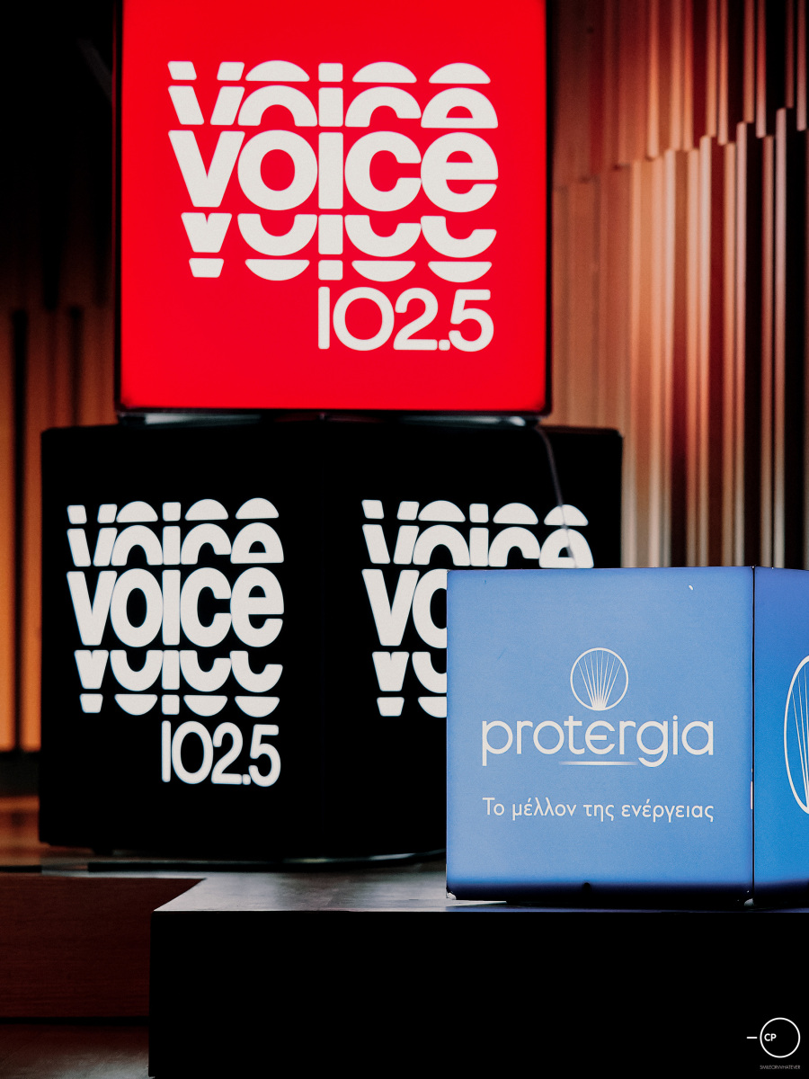 The Writers Sessions από τον Voice 102,5: Το αφιέρωμα στον Leonard Cohen, Powered by Protergia. Το μέλλον της ενέργειας