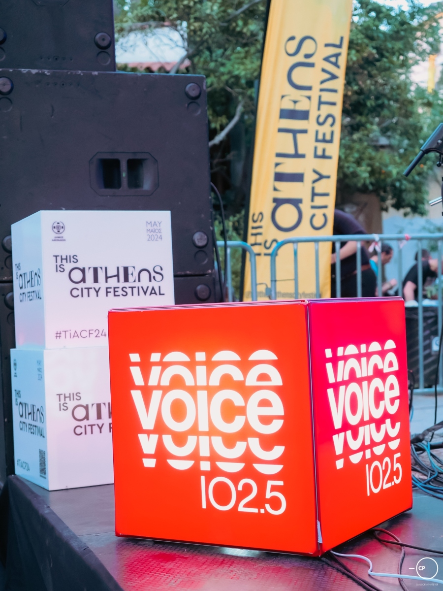 Voice 102.5: Μία μαγική βραδιά με Billie Kark και Alkyone στην Πλατεία δεξαμενής