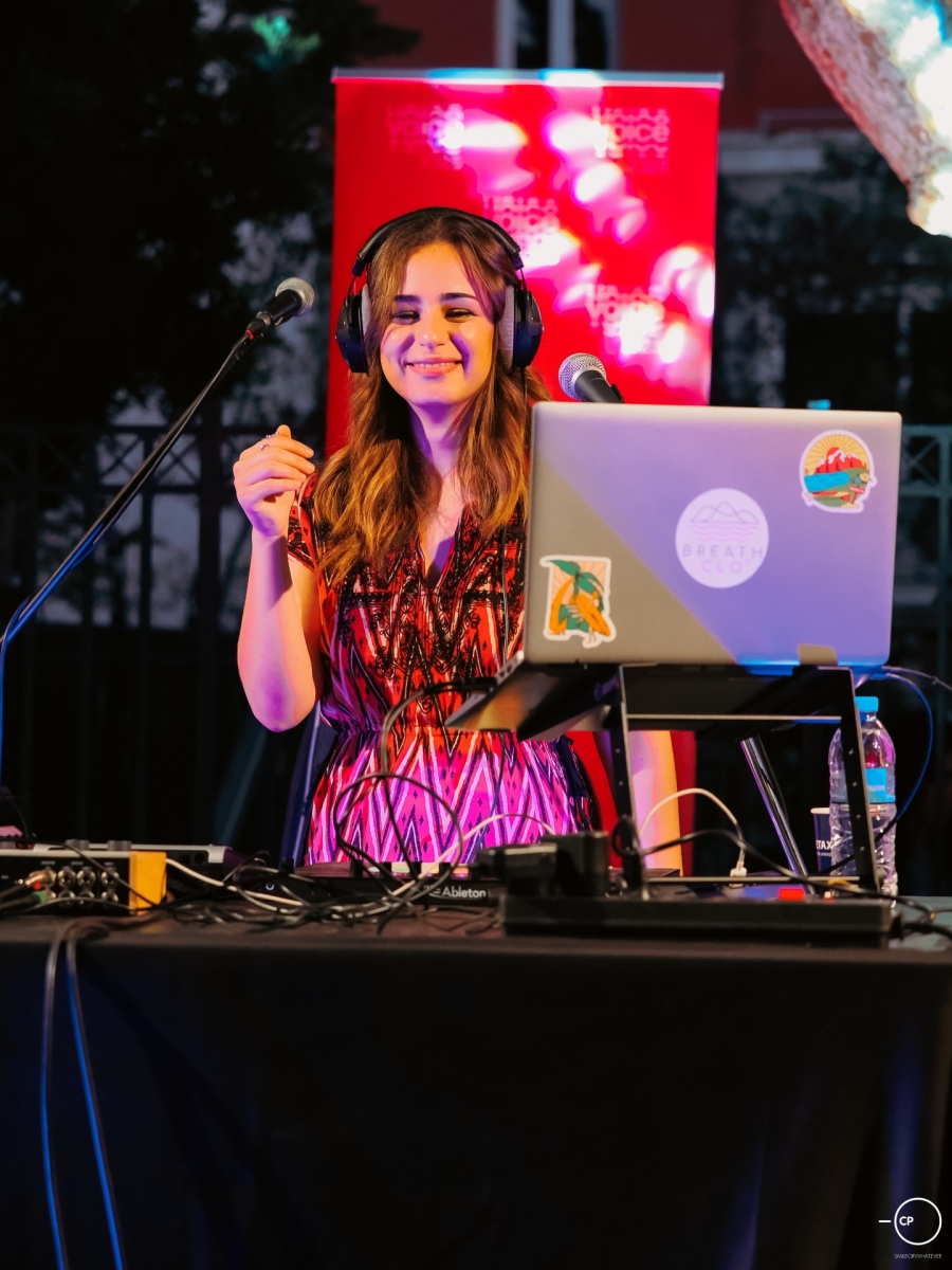 Voice 102.5: Μία μαγική βραδιά με Billie Kark και Alkyone στην Πλατεία δεξαμενής