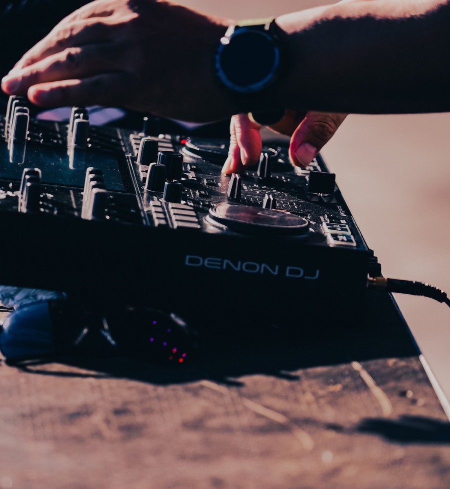 Release 2024: Ανταπόκριση από την εμφάνιση του Parov Stelar