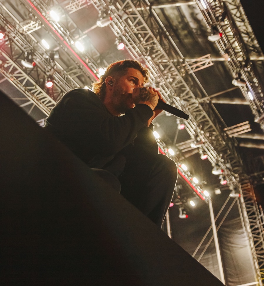 Release Athens 2025: Ανταπόκριση - φωτορεπορτάζ από τις εμφανίσεις των Avenged Sevenfold και Palaye Royale στην Πλατεία Νερού.