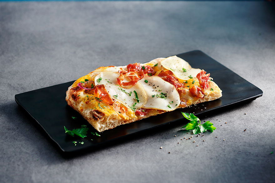 Πίτσα με κολοκύθι και πανσέτα στο Romatella - Pizza al taglio