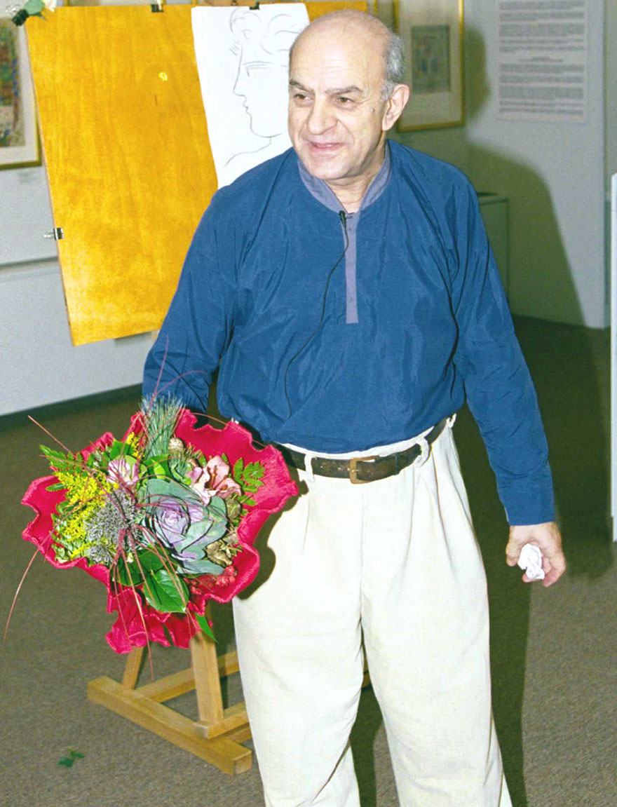 Ο Αλέκος Φασιανός το 2000 σε εκδήλωση στο Κυκλαδίτικο Μουσείο