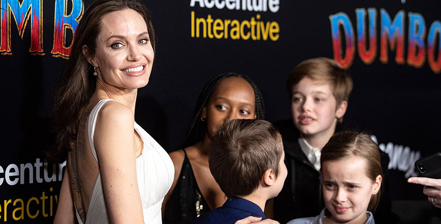 Η Angelina Jolie με τα παιδιά της