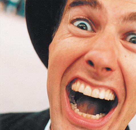 Xαμογέλα ρε, τι σου ζητάνε...