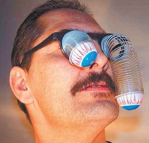 Xαμογέλα ρε, τι σου ζητάνε...