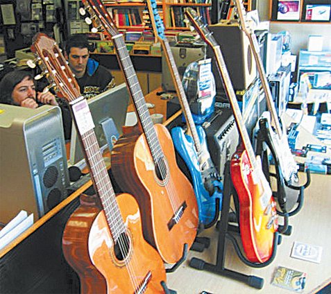 Kάτι συμβαίνει στην οδό Διδότου Kάτι συμβαίνει στην οδό Διδότου