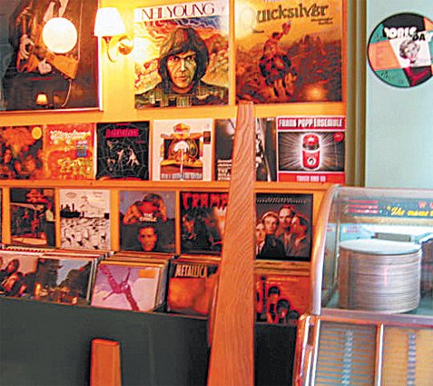 Kάτι συμβαίνει στην οδό Διδότου Kάτι συμβαίνει στην οδό Διδότου