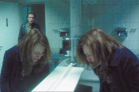 10 χρόνια Φεστιβάλ Δράμας και ξερό ψωμί 10 χρόνια Φεστιβάλ Δράμας και ξερό ψωμί