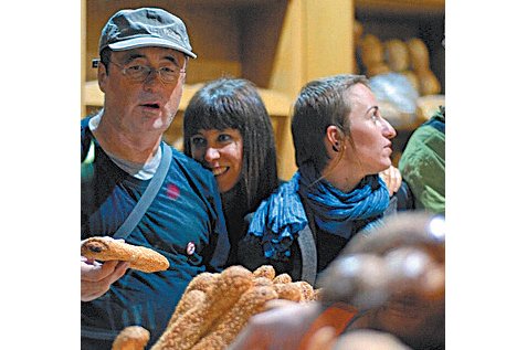 10 χρόνια Φεστιβάλ Δράμας και ξερό ψωμί