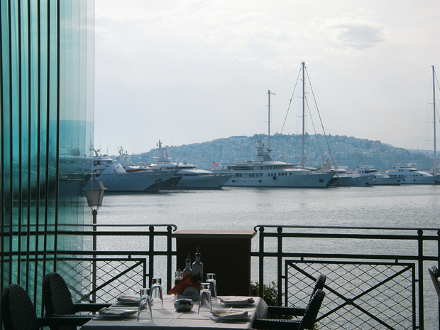 Παραλία Παραλία