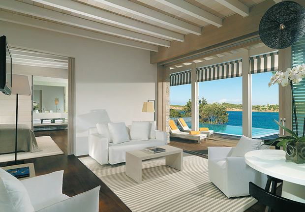 Παραλία Παραλία