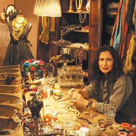 Κόσµηµα Βένια Μητροπάνου Η βιτρίνα της πόλης