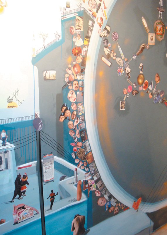 n H ATHENS VOICE ΣΤΗΝ ΑRΤ ΑΤΗΙΝΑ 2011