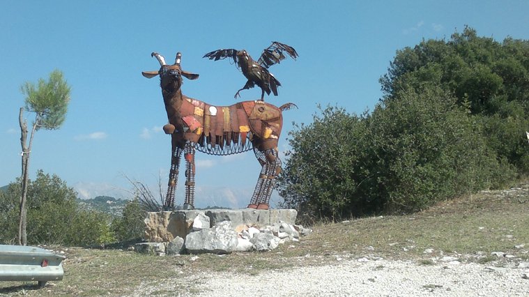 Έργα τέχνης στα βουνά