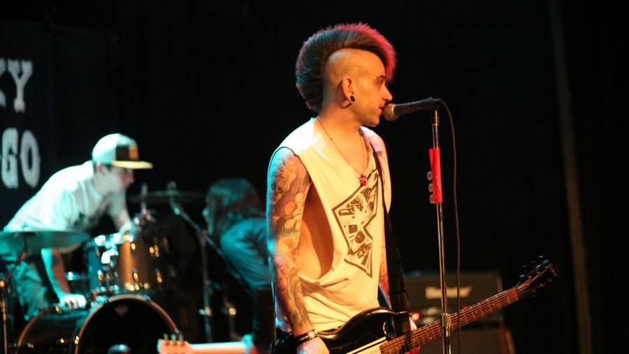 © www.salsphotos.net © www.salsphotos.net