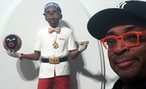 © Jonathan LeVine Gallery