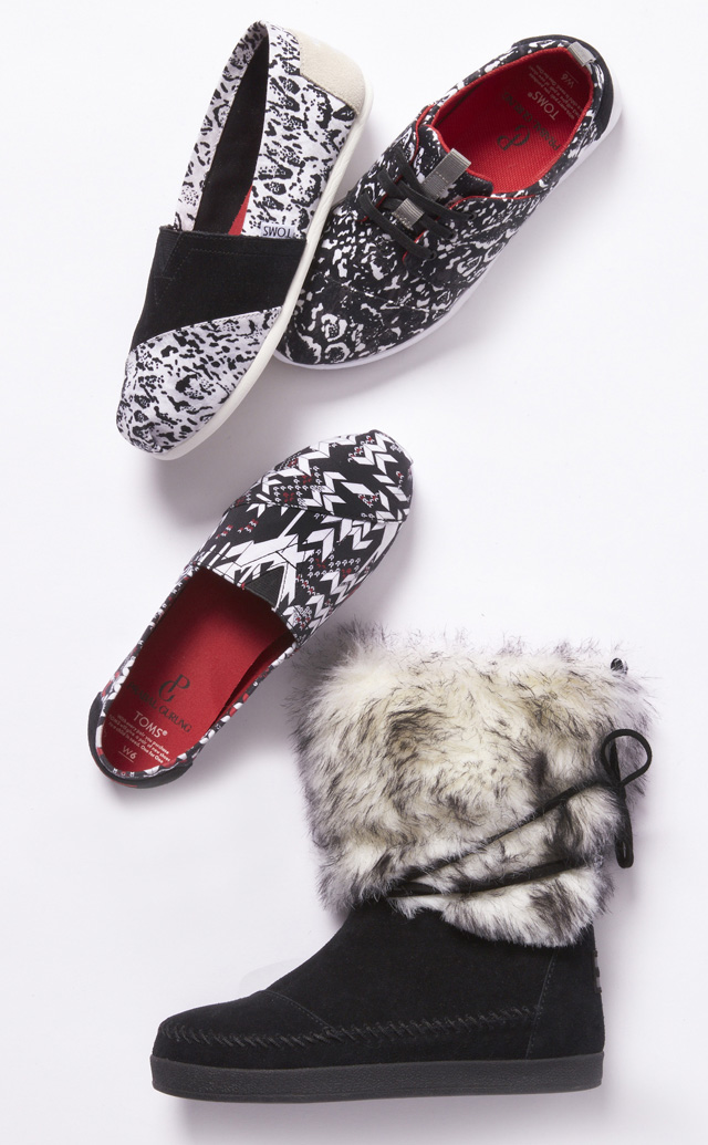 Η TOMS ενώνει δυνάμεις με τον ταλαντούχο σχεδιαστή μόδας Prabal Gurung σε μια limited συλλογή εμπνευσμένη από τη γενέτειρα και πηγή έμπνευσής του, το Νεπάλ.