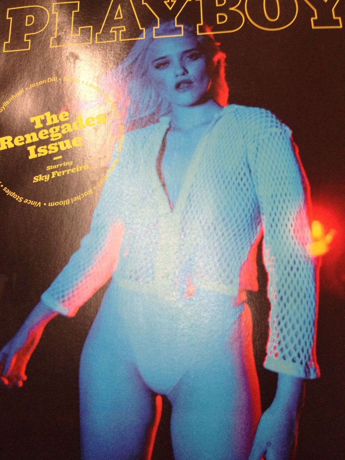 H Sky Ferreira στο διπλό εξώφυλλο του νέου Playboy Sky Ferreira