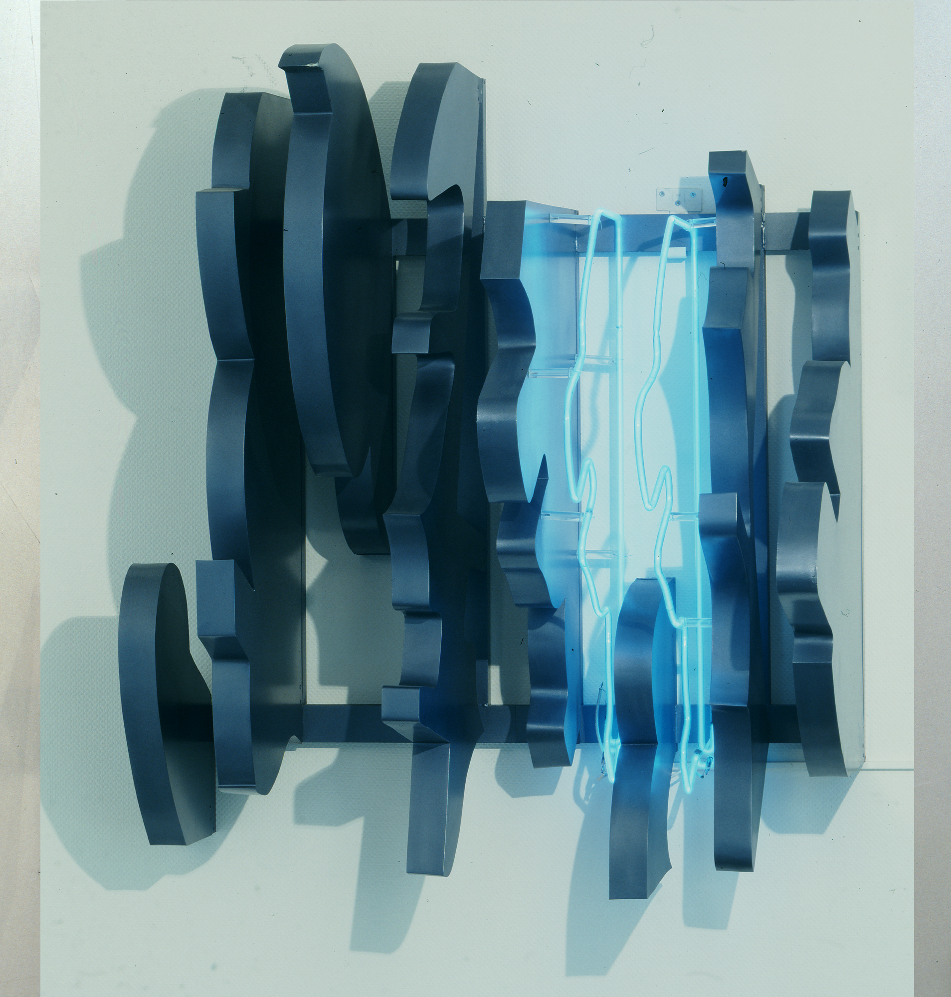 ΧΡΥΣΑ ΒΑΡΔΕΑ – ΜΑΥΡΟΜΙΧΑΛΗ