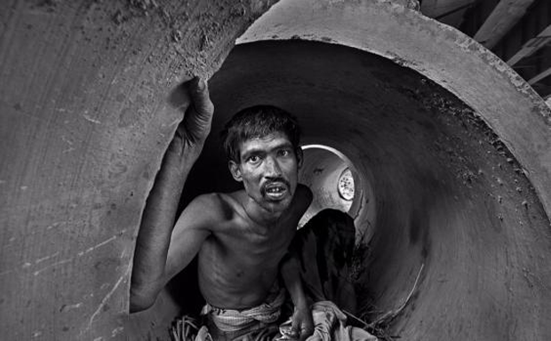 Kolkata, India «Fight for survival». Abhijt Chatterjee / Photocrowd.com