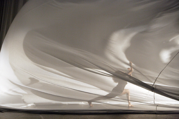 Η Πίνα Μπάους… χορεύει Sweet Mambo