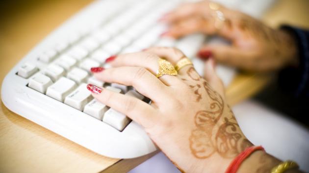 Γράψε ποίηση και πεζογραφία στο British Council. Ρωτήσαμε και μάθαμε τα πάντα για τις ομάδες δημιουργική γραφής