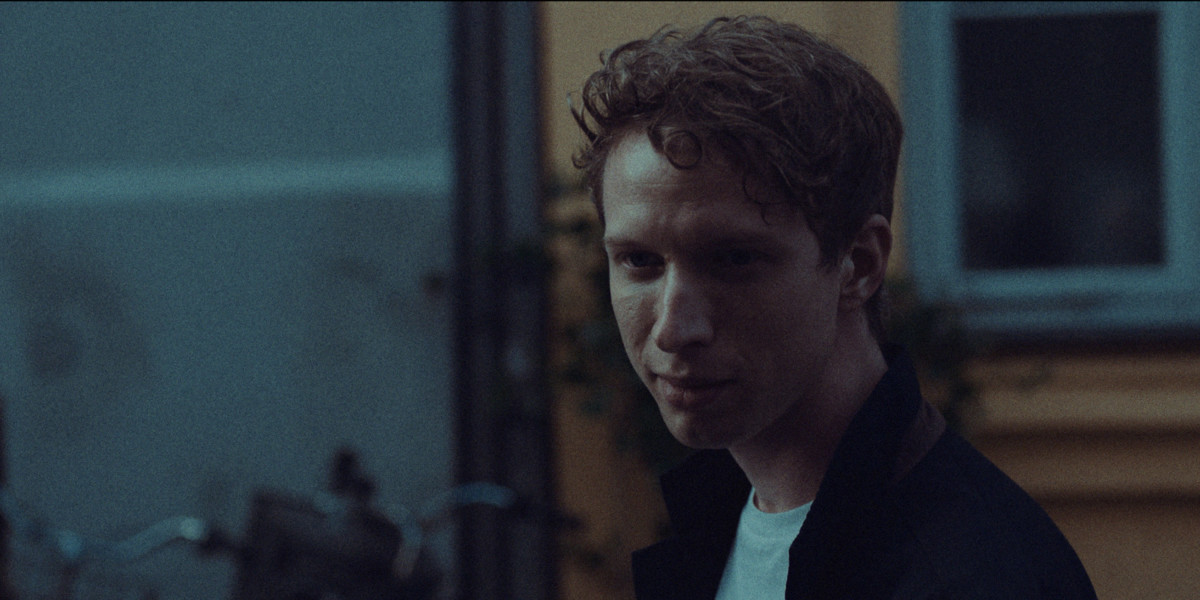 «Κυλά στο αίμα» του Ράσμους Χέιστερμπεργκ «Κυλά στο αίμα» του Ράσμους Χέιστερμπεργκ