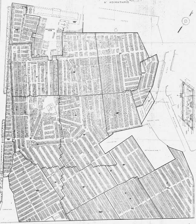 Δύο κυρίες μας ξεναγούν στο Πρώτο Νεκροταφείο